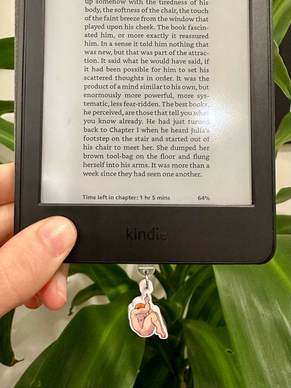 Charming Kindle Hunks | Blokey Strokes